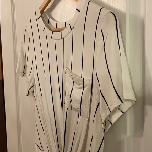 White Striped Tie Front Tshirt - Picture 3 of 5